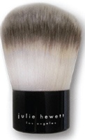 Julie Hewett Perfectly Fabulous Ora Kabuki Brush